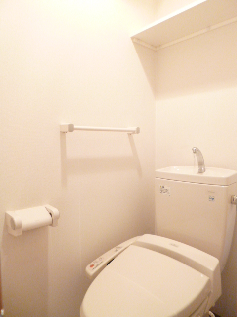 Toilet Toilet