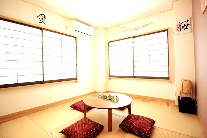  (2F: Tatami Room)