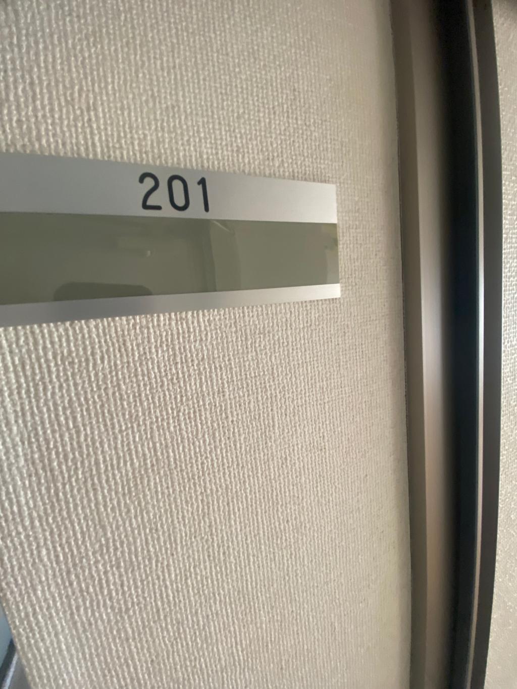  (Room201)